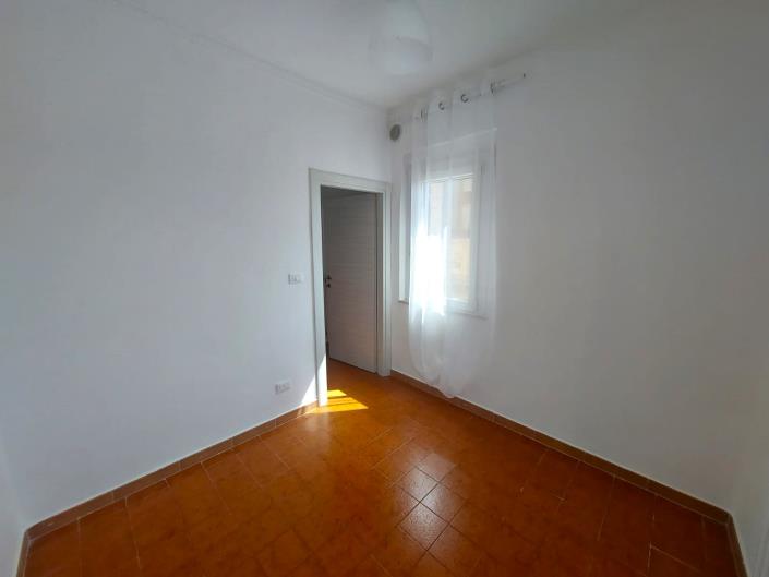 Image No.39-2 Bed Townhouse for sale