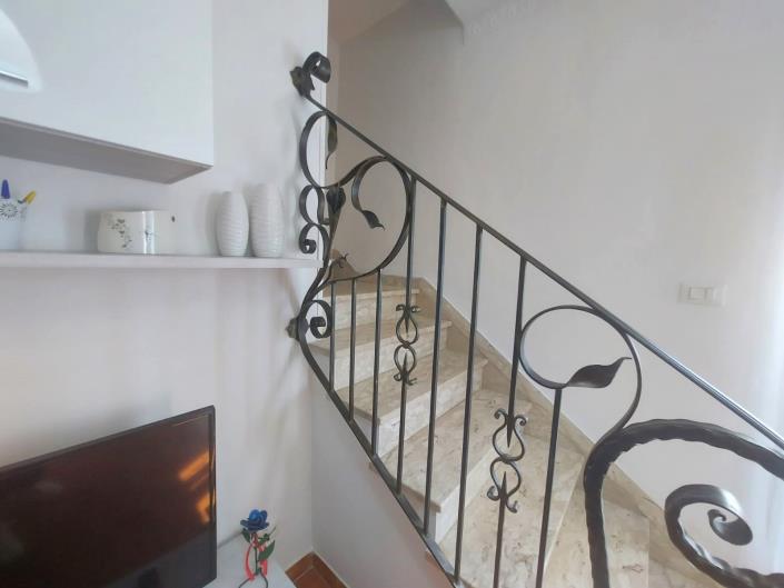 Image No.40-2 Bed Townhouse for sale