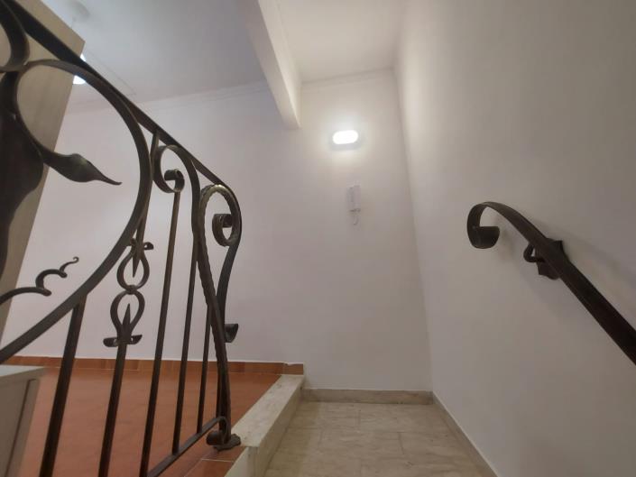 Image No.43-2 Bed Townhouse for sale