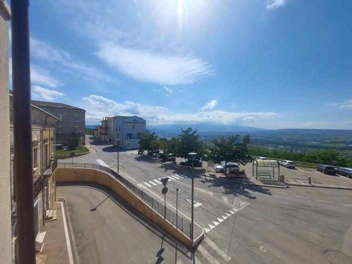 Image No.47-2 Bed Townhouse for sale