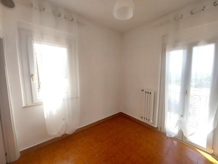 Image No.53-2 Bed Townhouse for sale