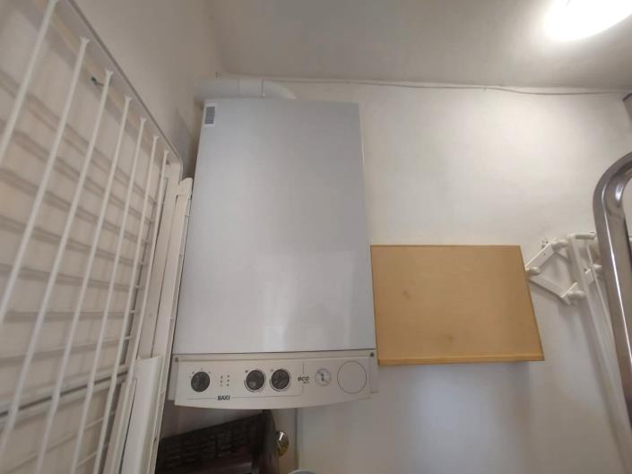 Image No.57-2 Bed Townhouse for sale