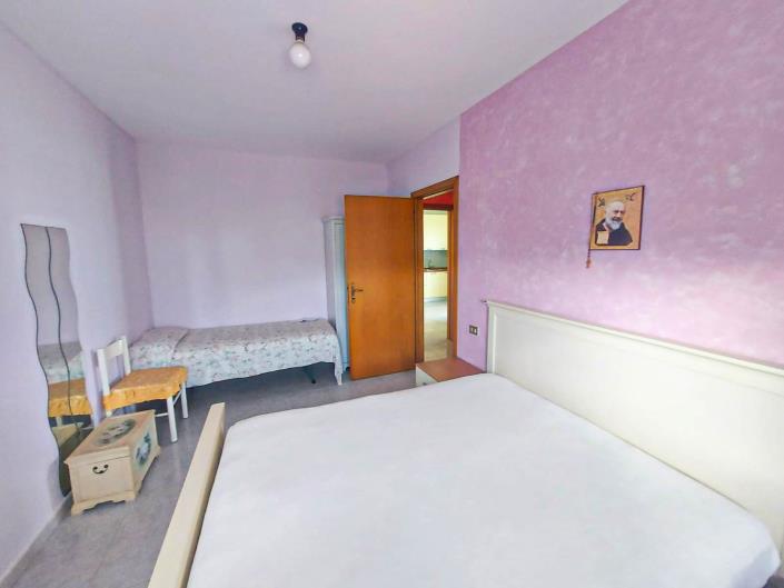 Image No.21-2 Bed Apartment for sale