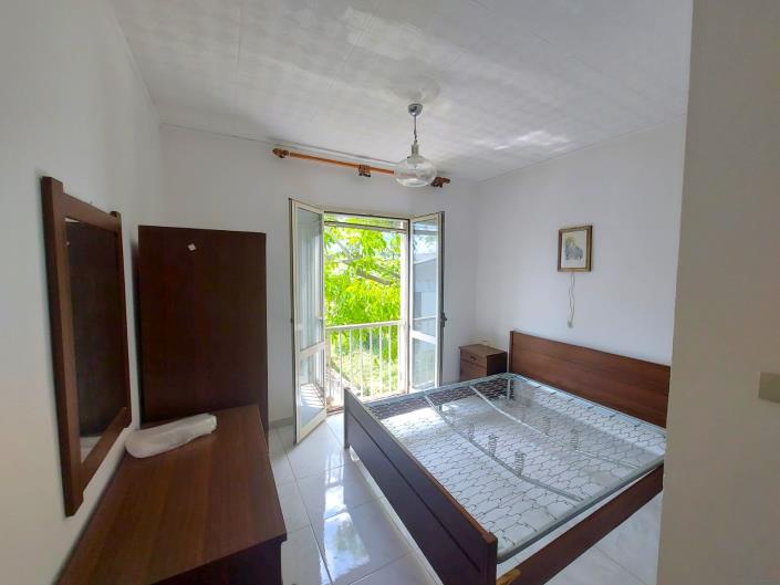 Image No.33-2 Bed Villa / Detached for sale