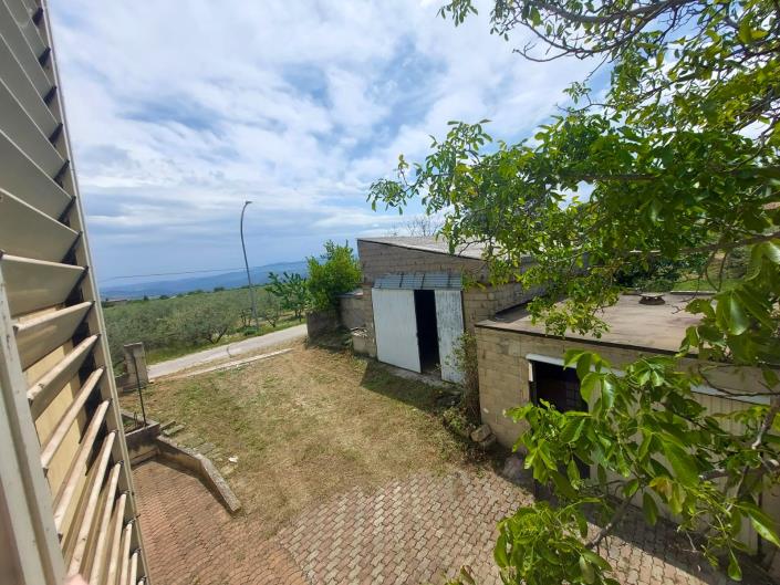 Image No.34-2 Bed Villa / Detached for sale