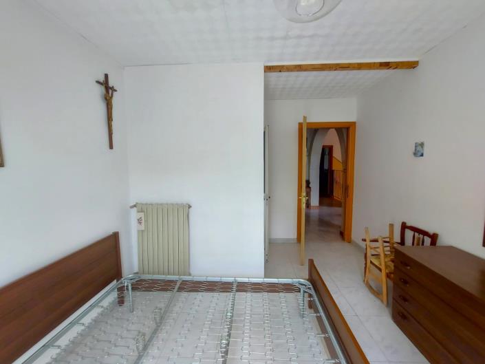 Image No.35-2 Bed Villa / Detached for sale