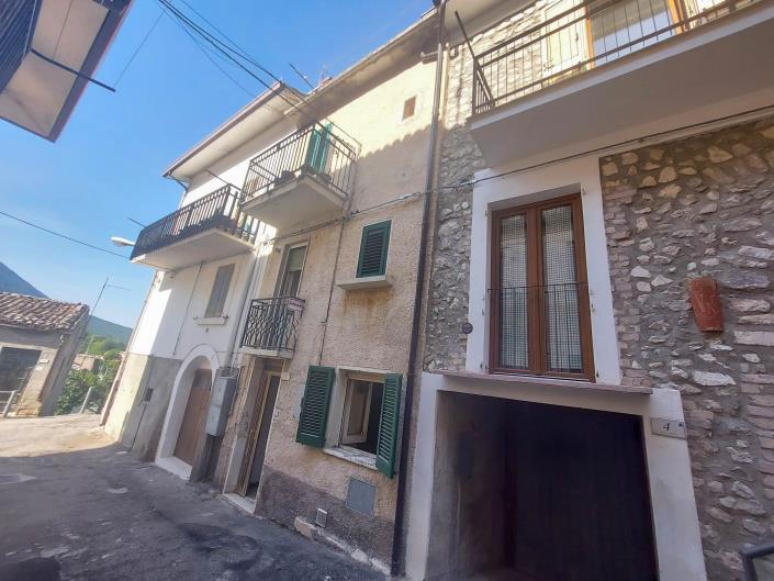 Image No.8-Maison de ville de 1 chambre à vendre à Lama Dei Peligne