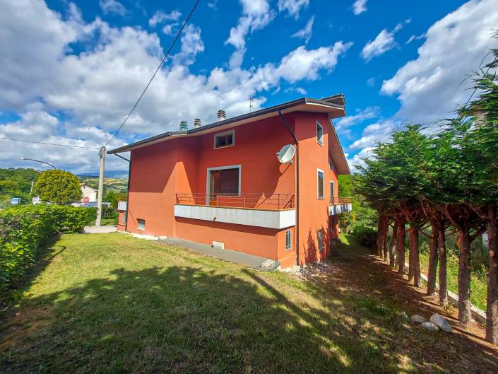 Image No.6-2 Bed Villa for sale