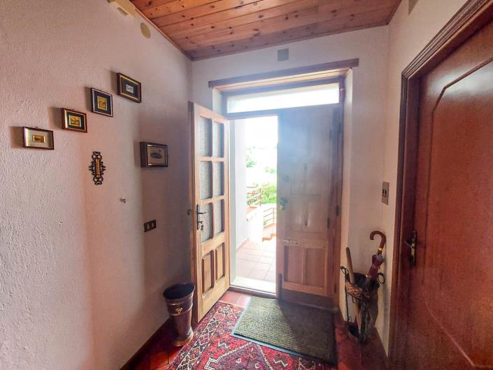 Image No.9-2 Bed Villa for sale