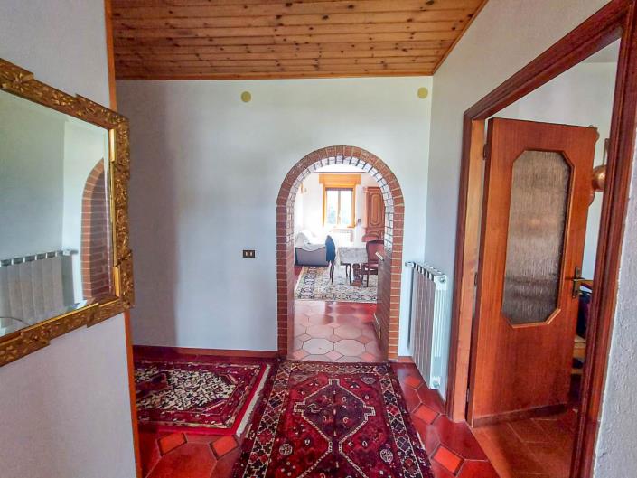 Image No.10-2 Bed Villa for sale