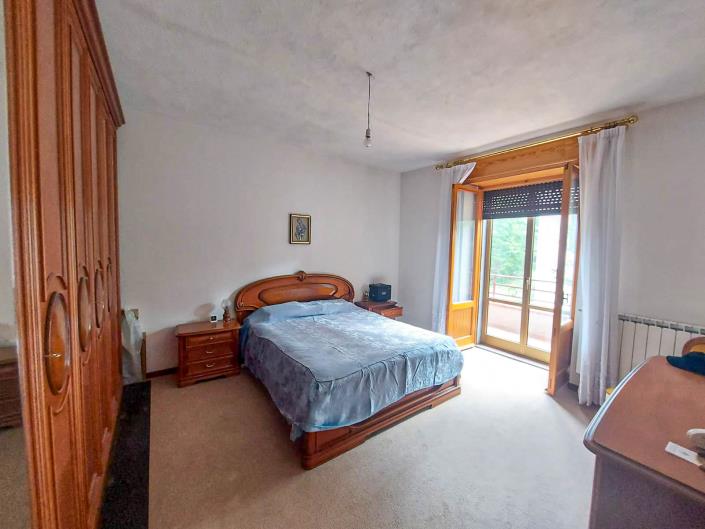 Image No.19-2 Bed Villa for sale