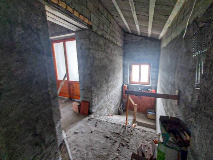 Image No.29-2 Bed Villa for sale