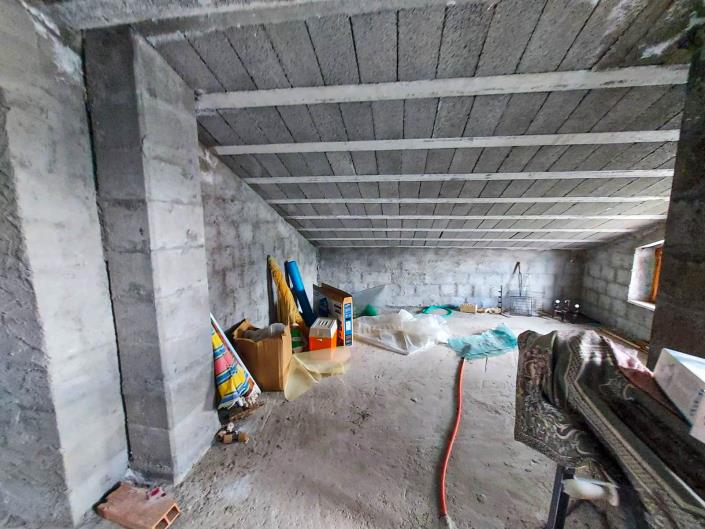 Image No.33-2 Bed Villa for sale