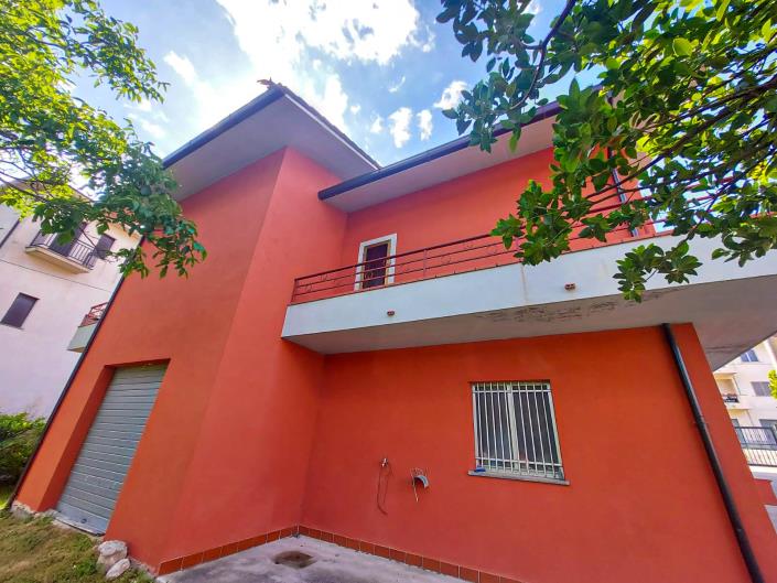 Image No.43-2 Bed Villa for sale