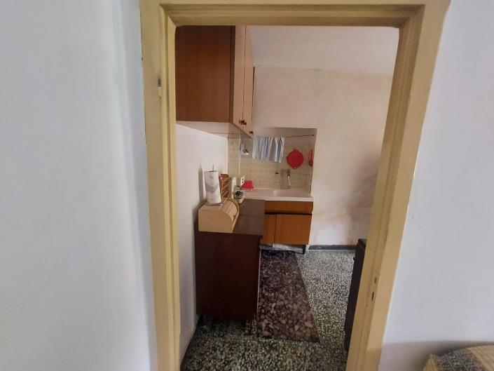 Image No.6-2 Bed Townhouse for sale