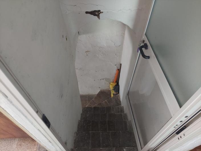 Image No.24-2 Bed Townhouse for sale