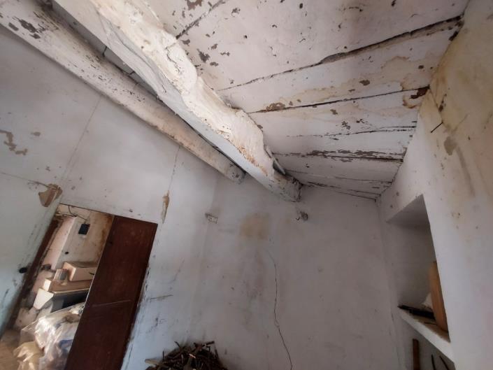 Image No.45-2 Bed Townhouse for sale