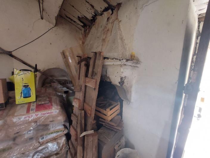 Image No.50-2 Bed Townhouse for sale