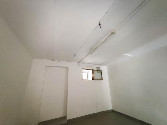 Image No.21-Commercial for sale