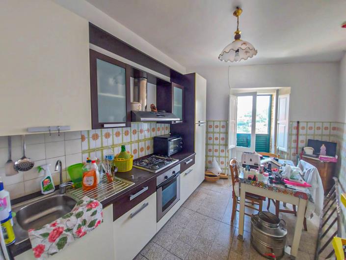 Image No.13-2 Bed Apartment for sale