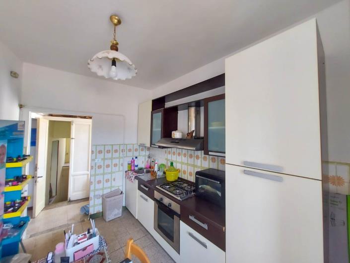 Image No.16-2 Bed Apartment for sale