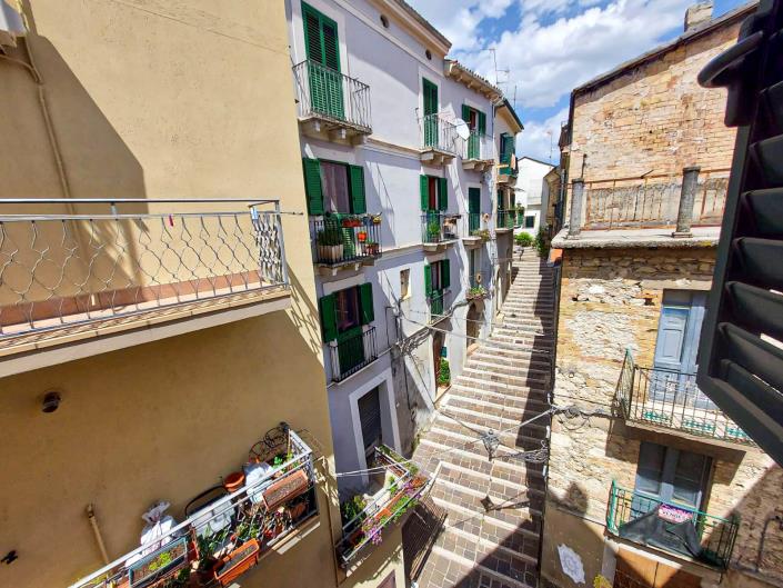 Image No.22-2 Bed Apartment for sale