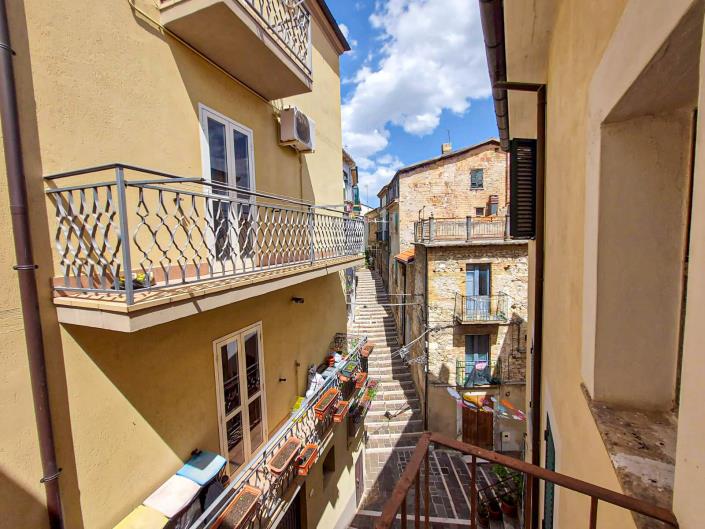 Image No.34-2 Bed Apartment for sale