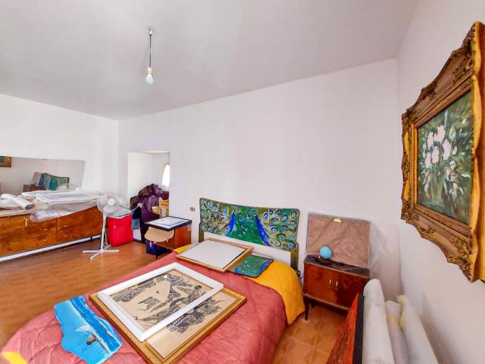 Image No.35-2 Bed Apartment for sale