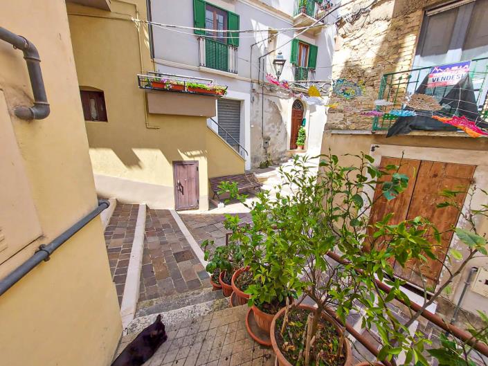 Image No.45-2 Bed Apartment for sale