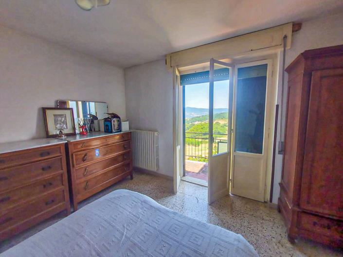 Image No.5-3 Bed House for sale