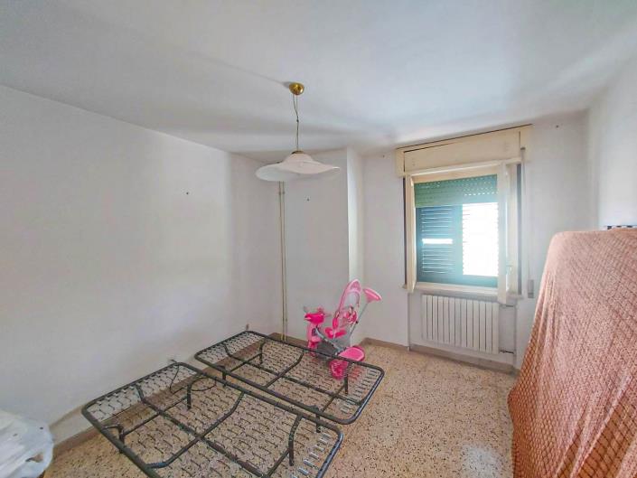 Image No.9-3 Bed House for sale