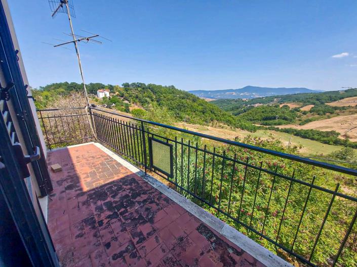 Image No.15-3 Bed House for sale