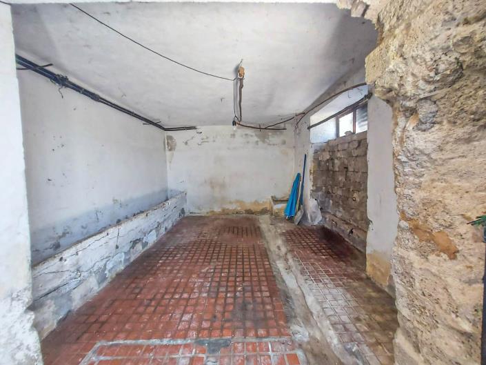 Image No.36-3 Bed House for sale