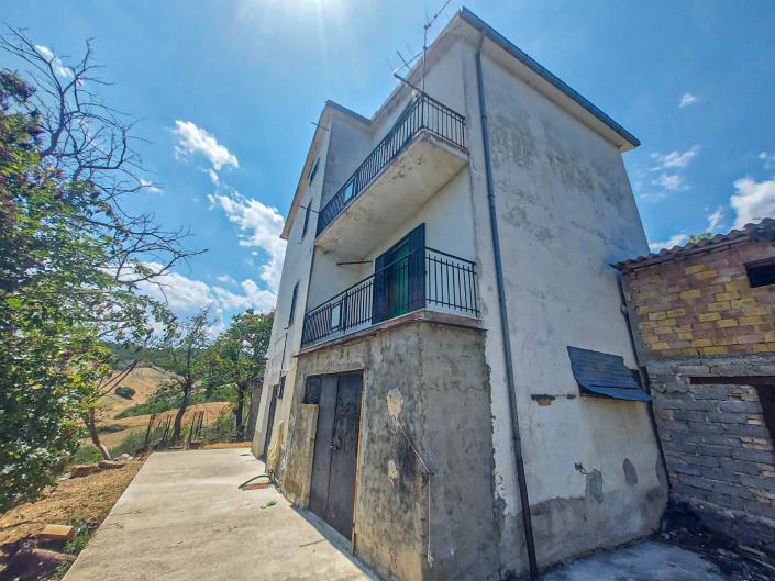 Image No.37-3 Bed House for sale