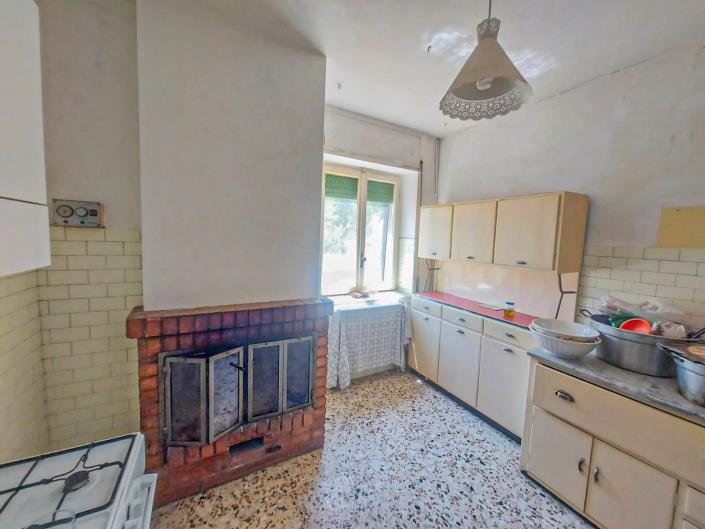 Image No.43-3 Bed House for sale