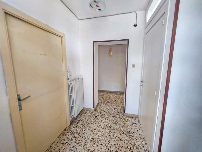 Image No.50-3 Bed House for sale