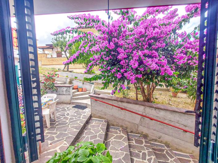 Image No.4-2 Bed Villa / Detached for sale