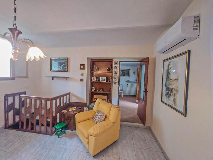 Image No.5-2 Bed Villa / Detached for sale