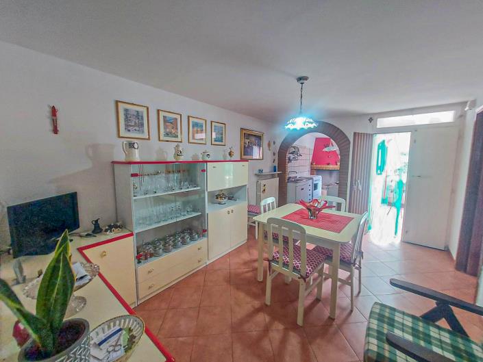 Image No.30-2 Bed Villa / Detached for sale