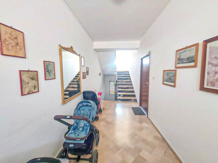 Image No.7-3 Bed Apartment for sale