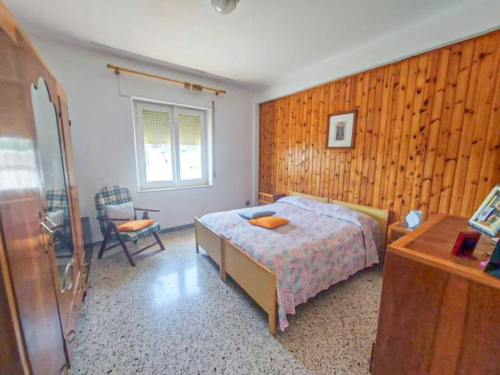 Image No.13-3 Bed Apartment for sale