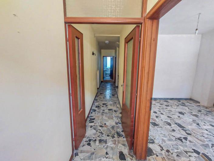 Image No.9-3 Bed Townhouse for sale