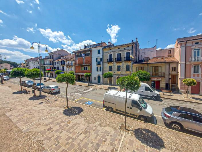 Image No.20-3 Bed Townhouse for sale