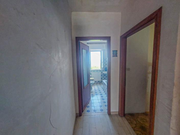 Image No.22-3 Bed Townhouse for sale