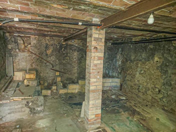 Image No.50-3 Bed Townhouse for sale