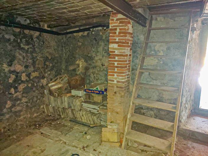 Image No.52-3 Bed Townhouse for sale