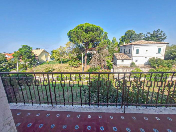 Image No.26-4 Bed Villa for sale