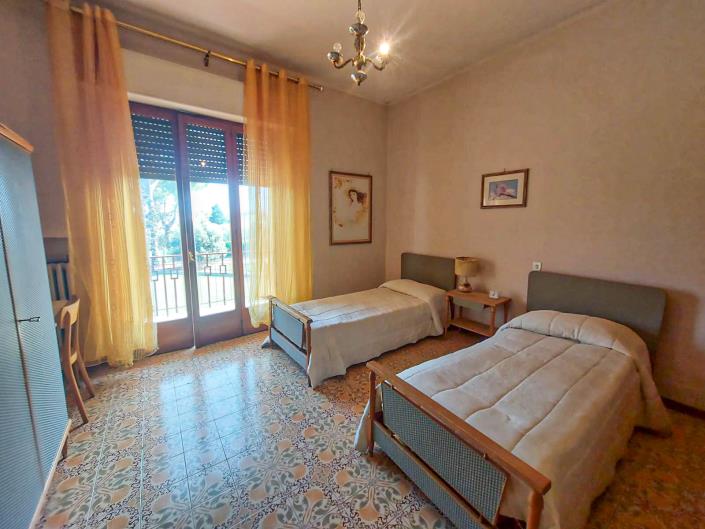 Image No.30-4 Bed Villa for sale