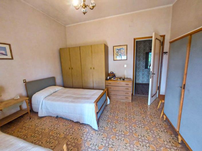 Image No.32-4 Bed Villa for sale