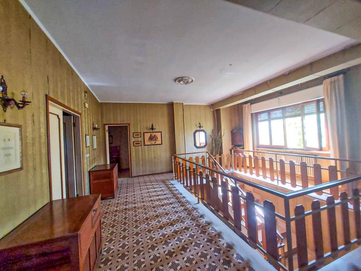 Image No.37-4 Bed Villa for sale